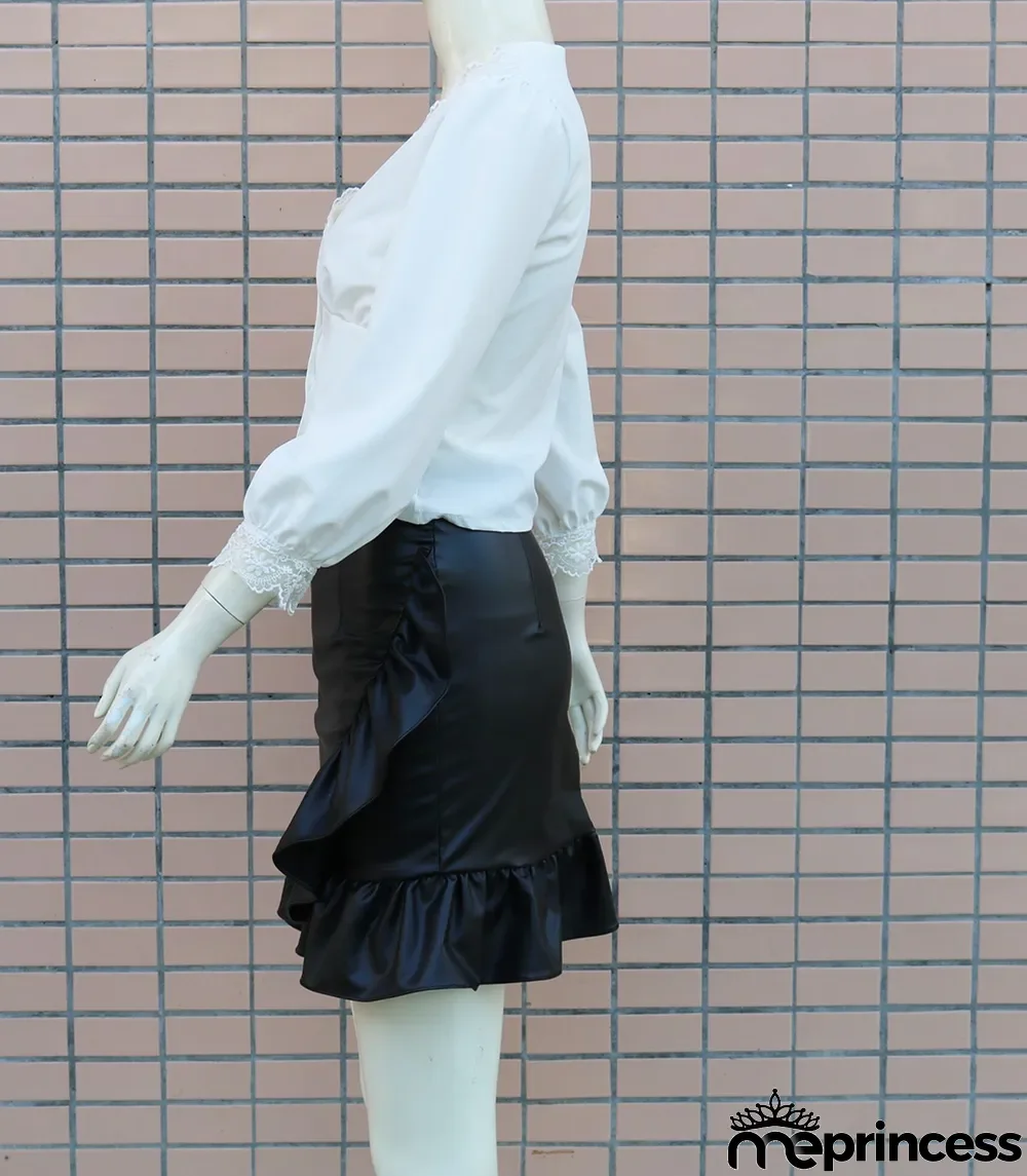 Autumn White Lace Sexy V-Neck Crop Top