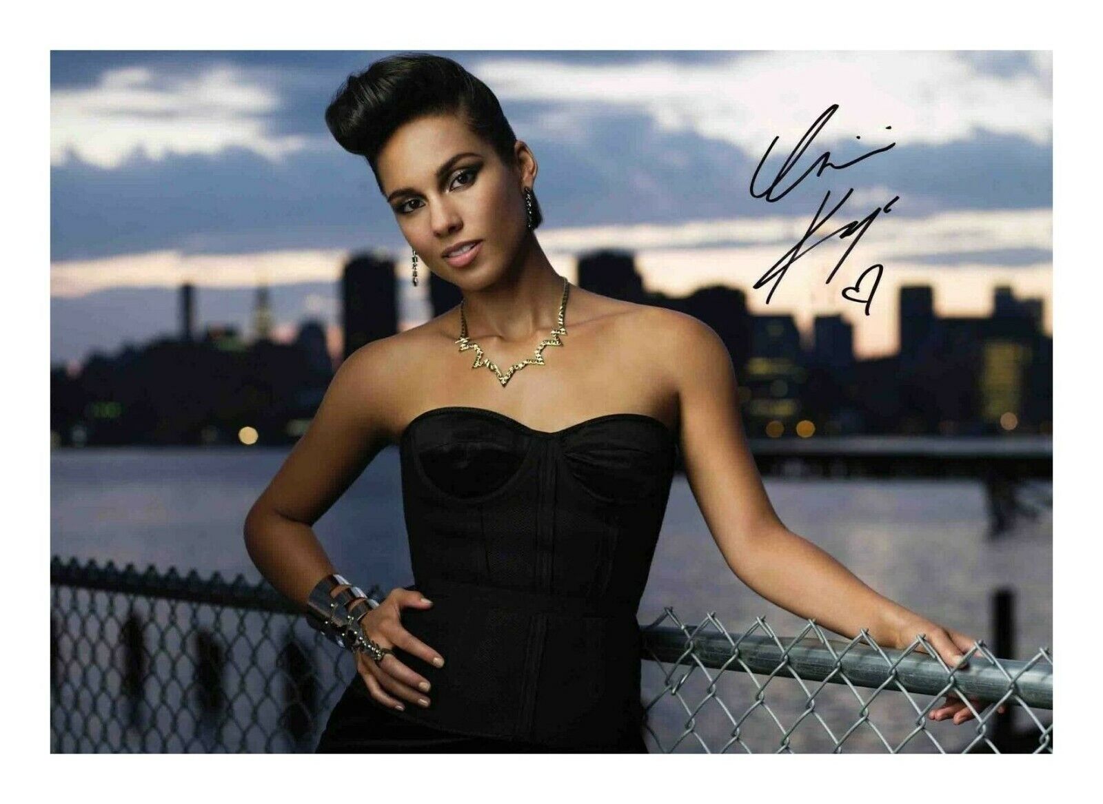 ALICIA KEYS AUTOGRAPH SIGNED PP Photo Poster painting POSTER