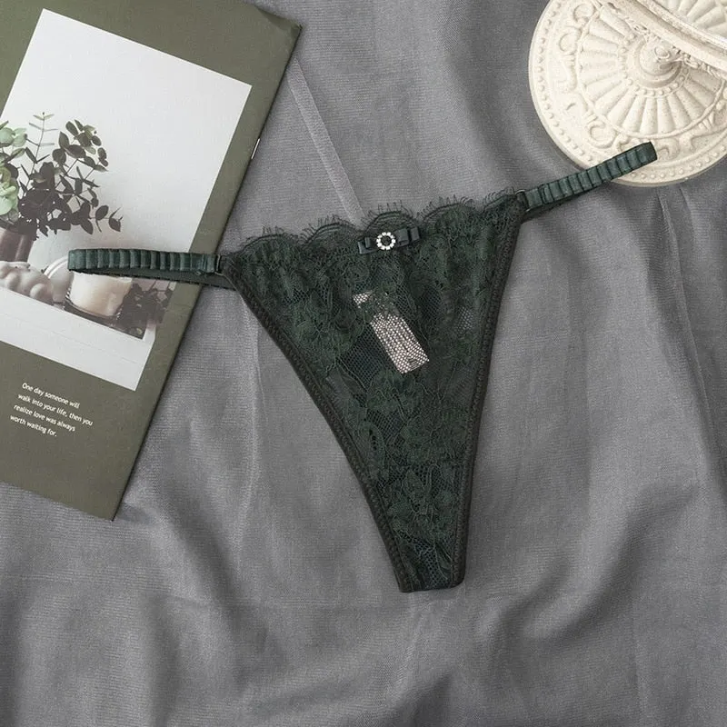 European Style Thong Sexy Lace Panties Low Waist Seamless Fashion Hollow Out G-Gtring Women' Transparent T Pants Female Lingerie
