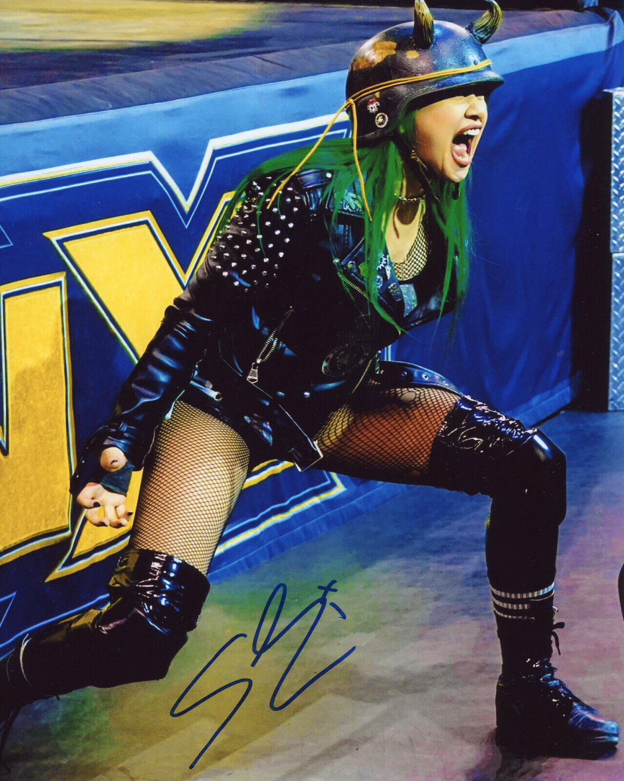 Shotzi Blackheart autographed 8x10 Sexy Hot In Person TNA WWE #8