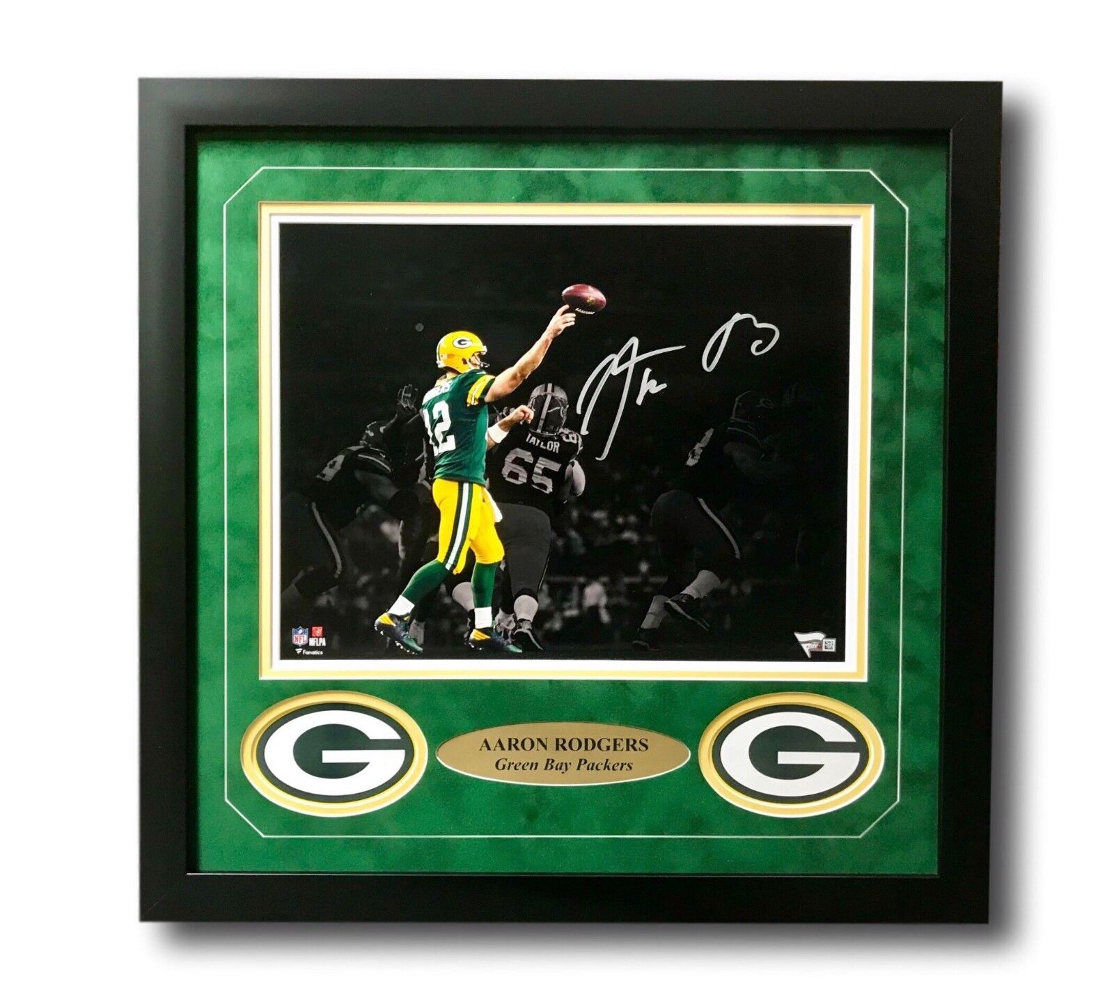 Aaron Rodgers Signed Packers 11x14 Framed Photo Poster painting Fanatics Green Bay Autograph