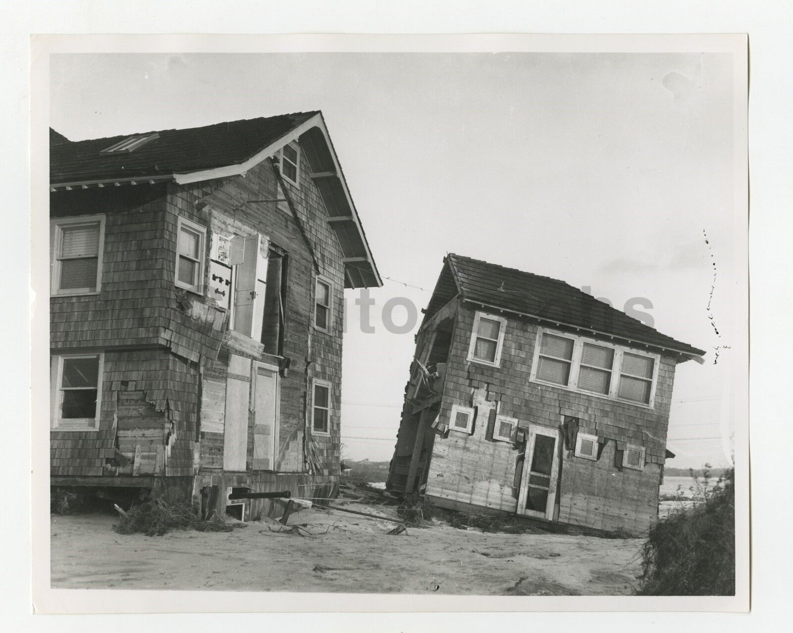 New York History - Vintage 8x10 Publication Photo Poster paintinggraph - 1938 Hurricane Damage