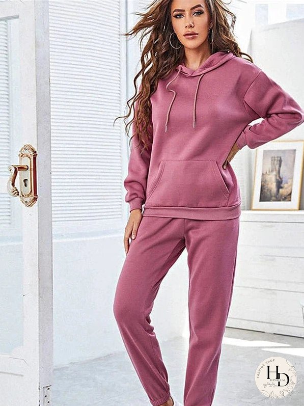 Stylish and Comfy Sweatsuit for Women
