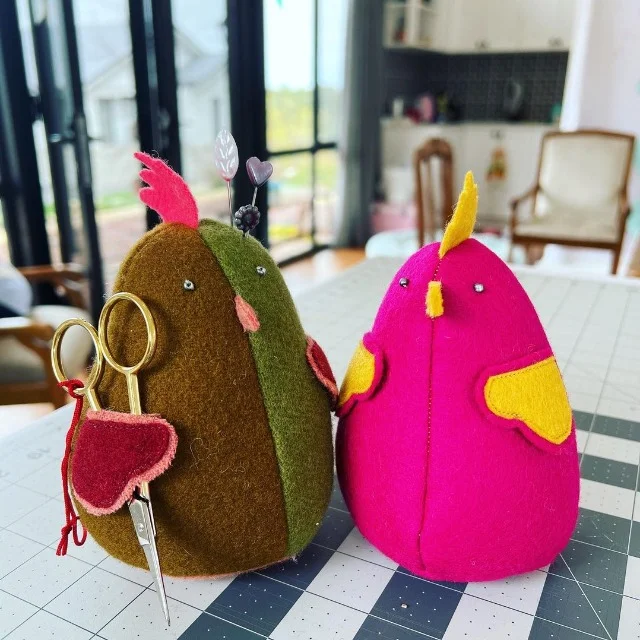 Chicken Caddy: Chicken Pincushion Softie Sewing Template & Instructions