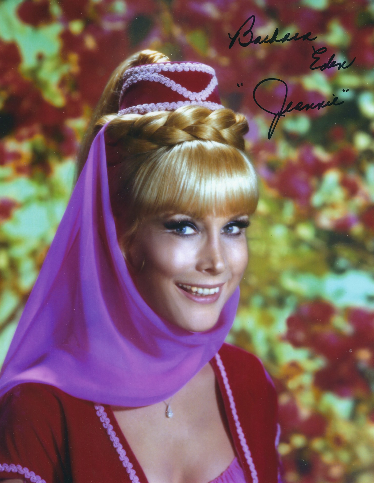 BARBARA EDEN SIGNED I DREAM OF JEANNIE 8x10 Photo Poster painting - UACC & AFTAL RD AUTOGRAPH