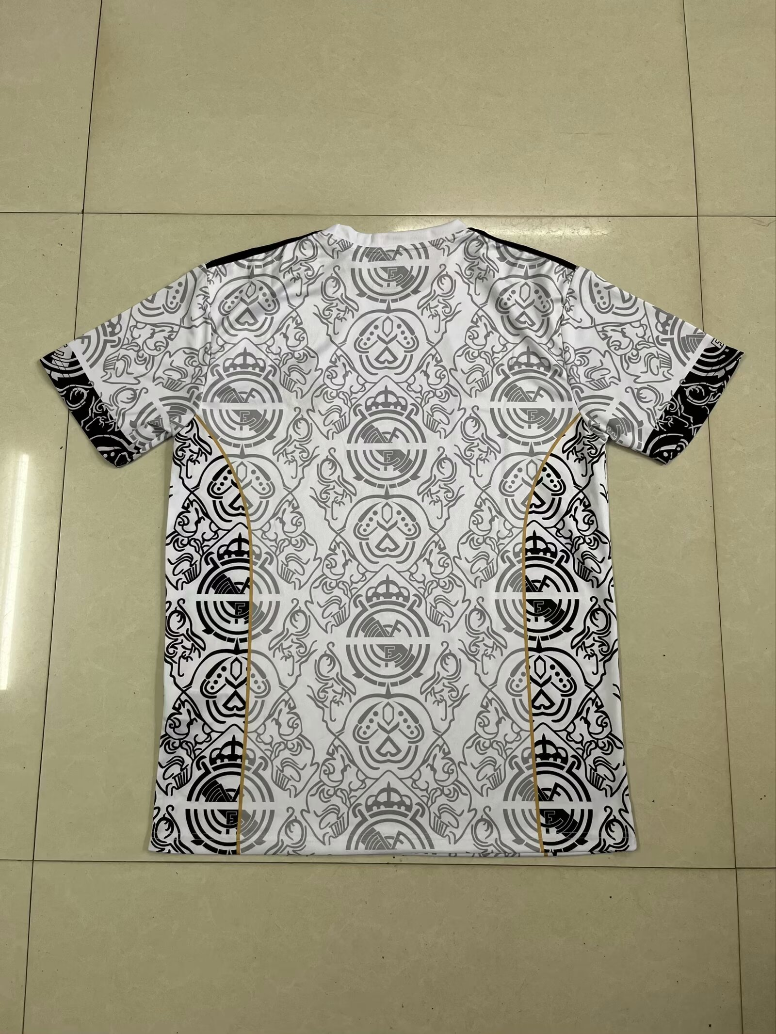 24/25 Football Shirt Real Madrid Special Edition White Thai quality