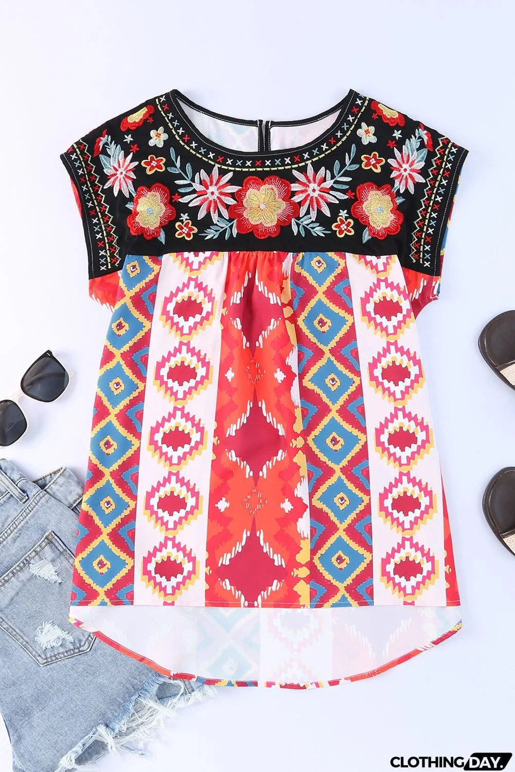 Embroidered Round Neck Short Sleeve Top