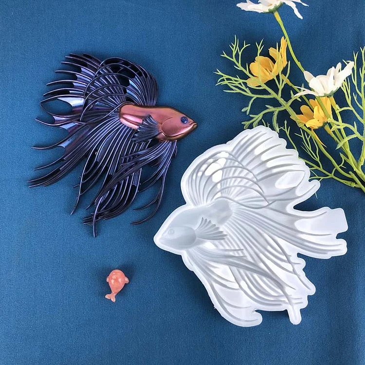 CrazyMold's Tropical Fish Relief Decoration Resin Mold - Dive into