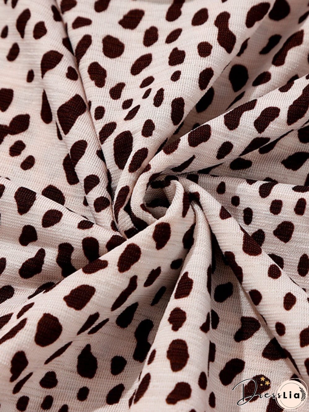 Feminine Floral Dress with V-Neck