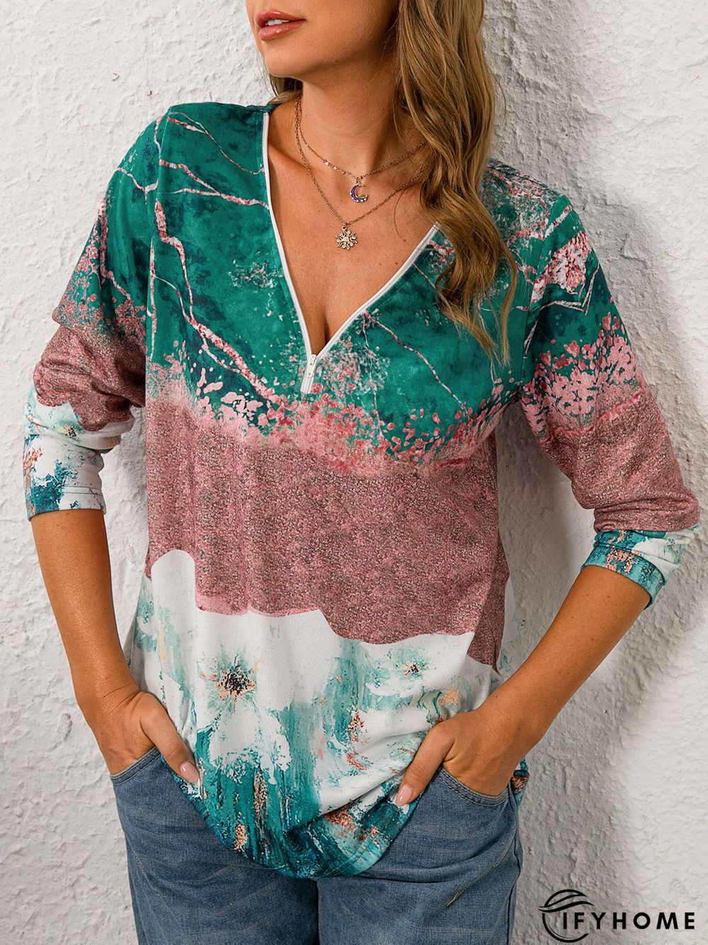 Cotton-Blend Abstract Fit V Neck Top | IFYHOME