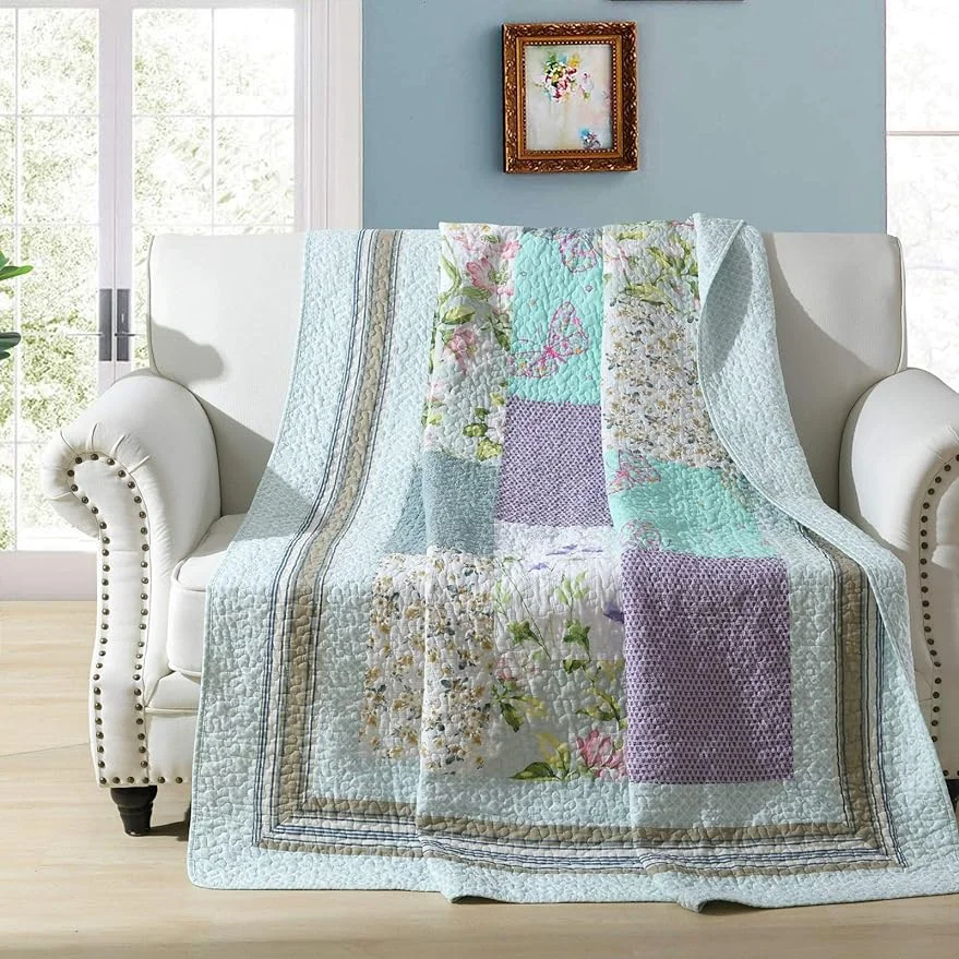 Cotton Patchwork Quilt Twin Size Light Blue Reversible Throw Blanket for Couch Sofa Lightweight Floral Quilted Bedspread Coverlets Garden Flowers Comforter Bed Cover for Twin Bed Home Decor
