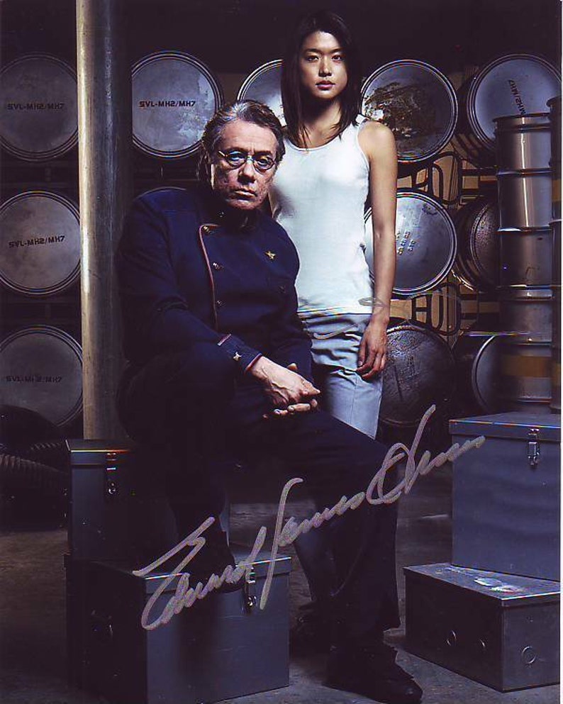 Grace park & edward james olmos signed autographed battlestar galactica Photo Poster painting