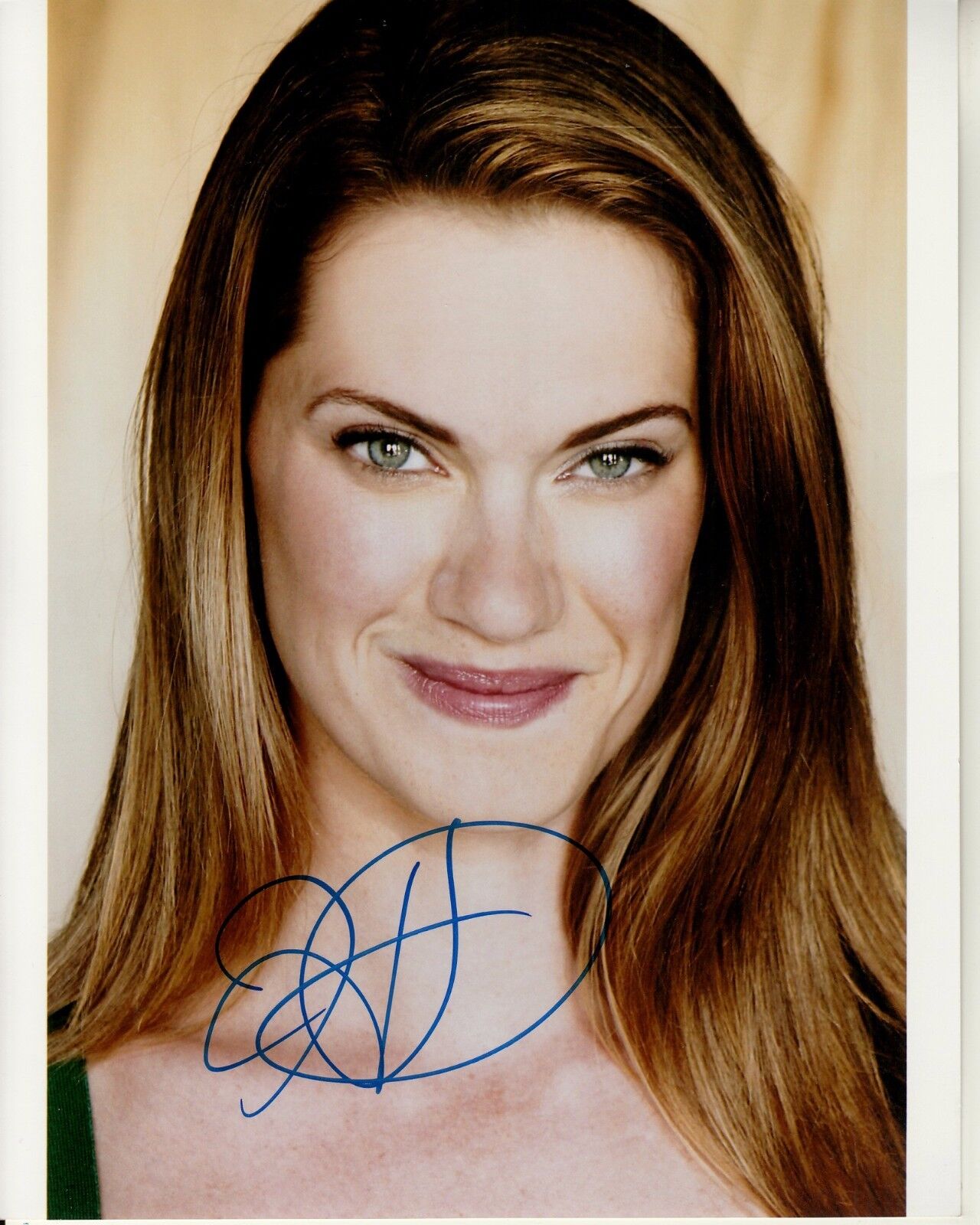 HEATHER DOERKSEN hand-signed WONDERFUL 8x10 CLOSEUP authentic w/ UACC RD COA