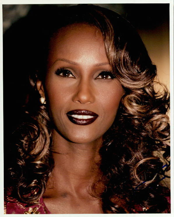 Iman in-person signed 8x10 Photo Poster painting