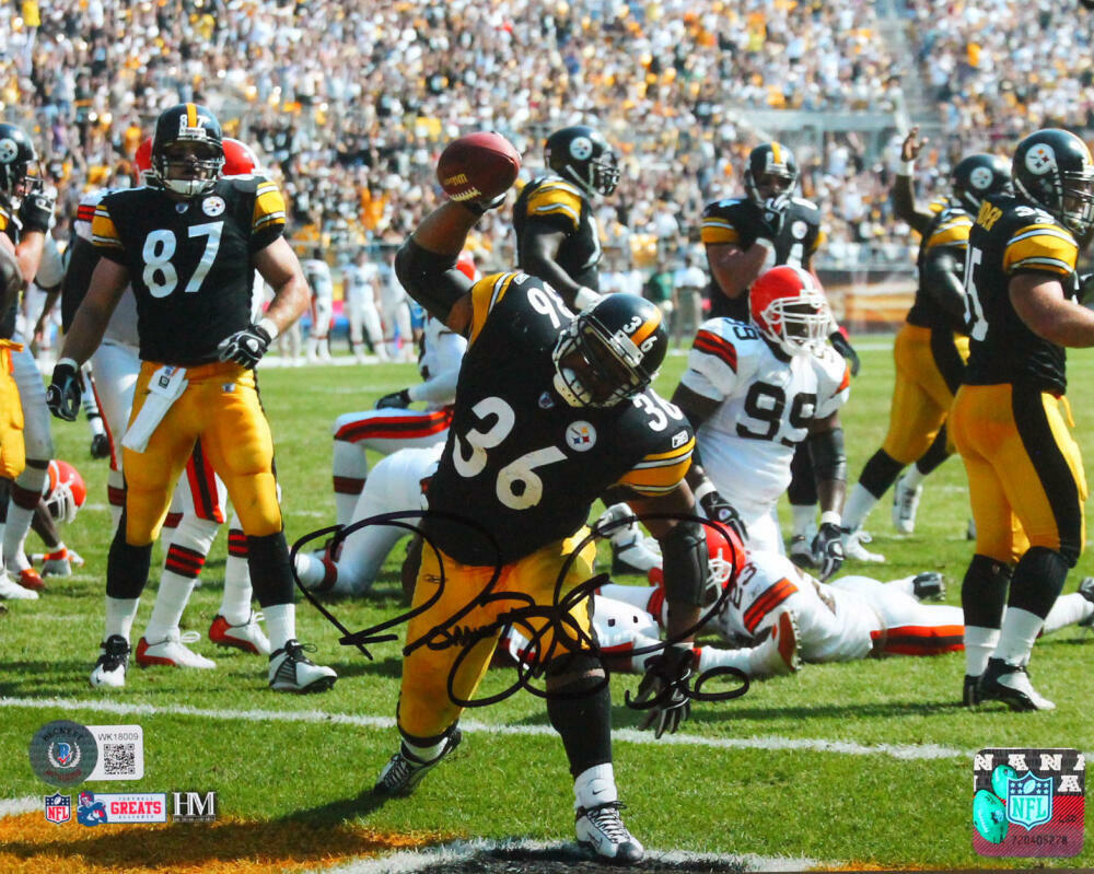 Jerome Bettis Autographed Steelers 8x10 Spike Of Ball HM Photo Poster painting- Beckett W *Blk