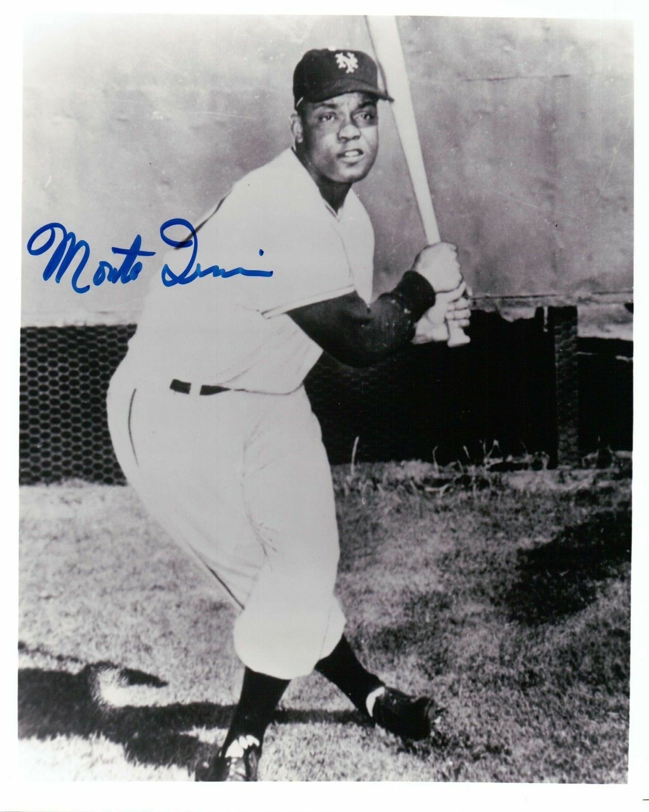 Monte Irvin Signed 8X10 Photo Poster painting Autograph New York Giants w/Bat COA Auto