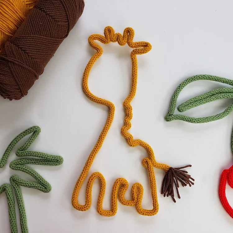 Baby Giraffe Wall Art, Yarn and Wire Animals, Knitted icord Decor, African Zoo Animals Themed Nursery, Baby Girl or Boy Room Accessories