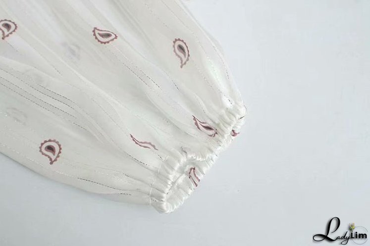 Sweet V-Neck Dress Multi-Layer Lace Detail