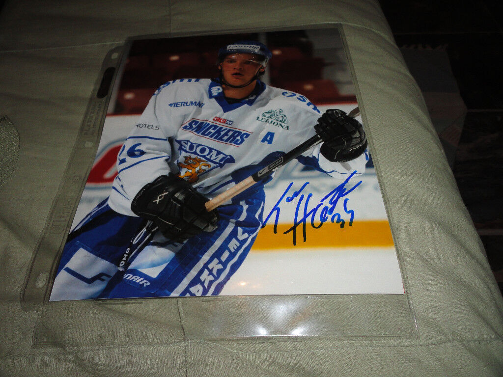 Finland Edmonton Oilers Teemu Hartikainen Signed Autographed 8x10 Photo Poster painting COA