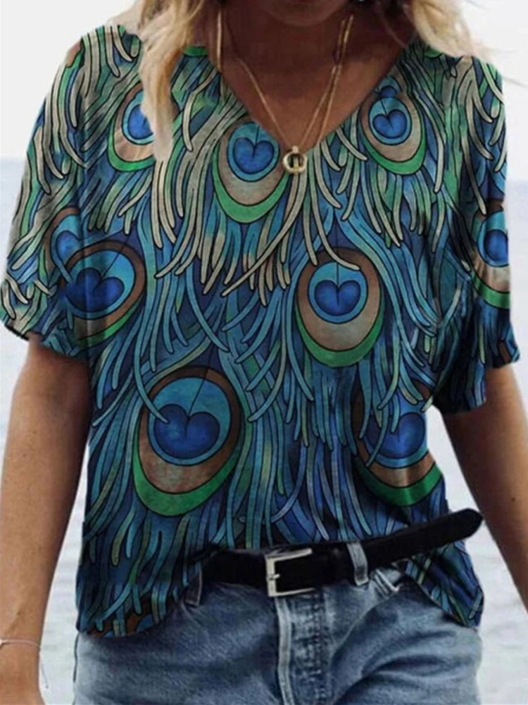 Peacock Feathers Art V Neck T Shirt