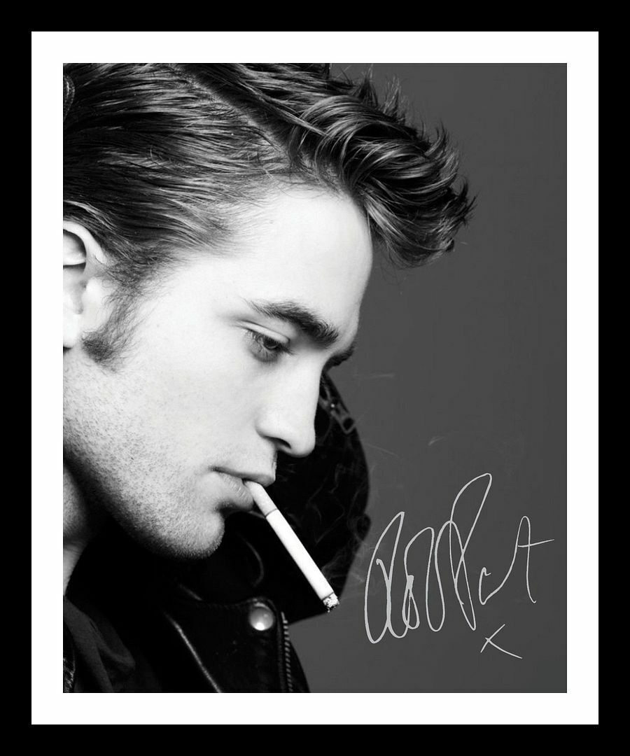 Robert Pattinson Autograph Signed & Framed Photo Poster painting