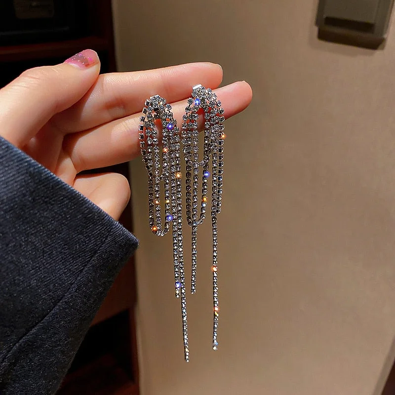 Long Fringed Exaggerated Temperament Net Red Earrings High-end Inlaid Zircon Earrings Fowomen Wholesale