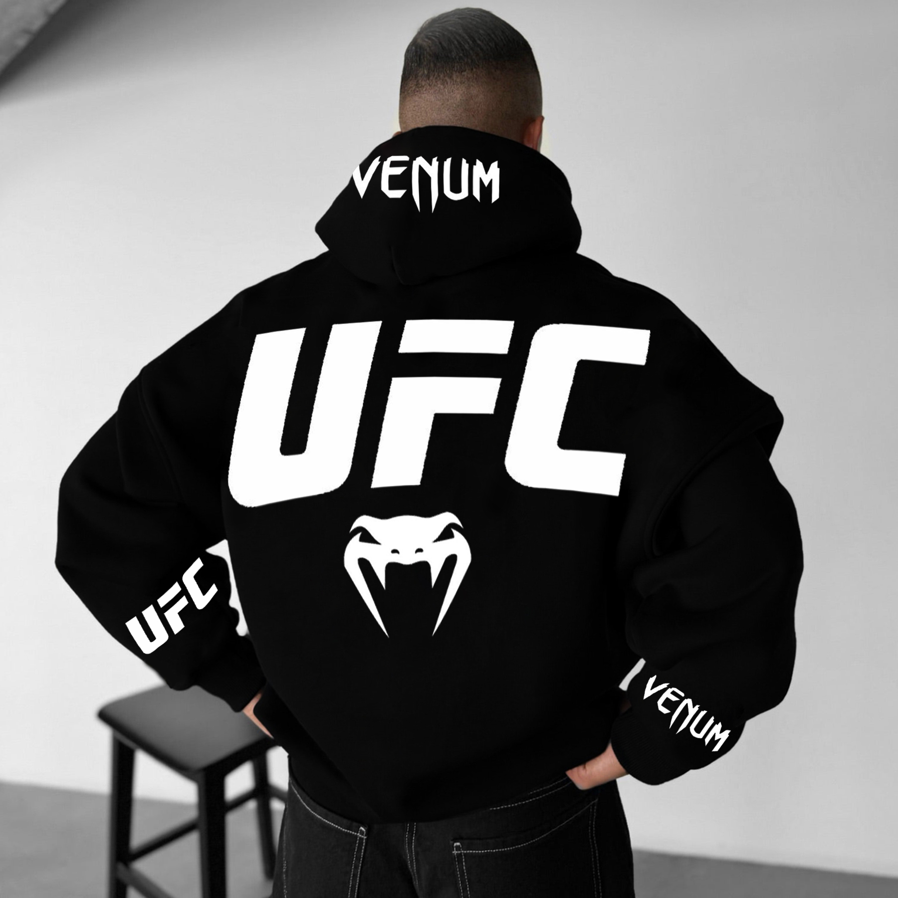 Men's Black Loose Casual Fighting Print Hooded Sweatshirt / TECHWEAR CLUB / Techwear