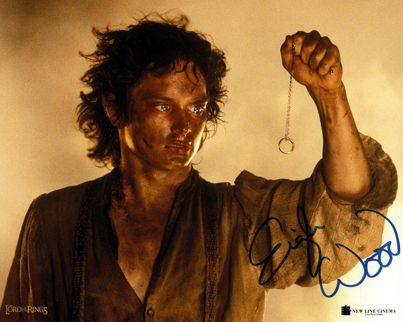 ELIJAH WOOD Lord of the ring Frodo 2 SIGNED AUTOGRAPHED 10X8 REPRO Photo Poster painting PRINT