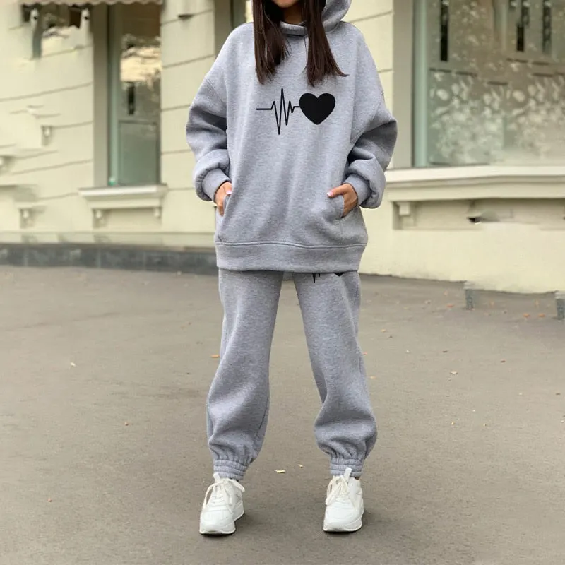 Oversize Heart Printed Fleece Women's Tracksuit Hoodies 2 Piece Set Sweatshirt + Pants Women Sport Suit Winter Sportswear