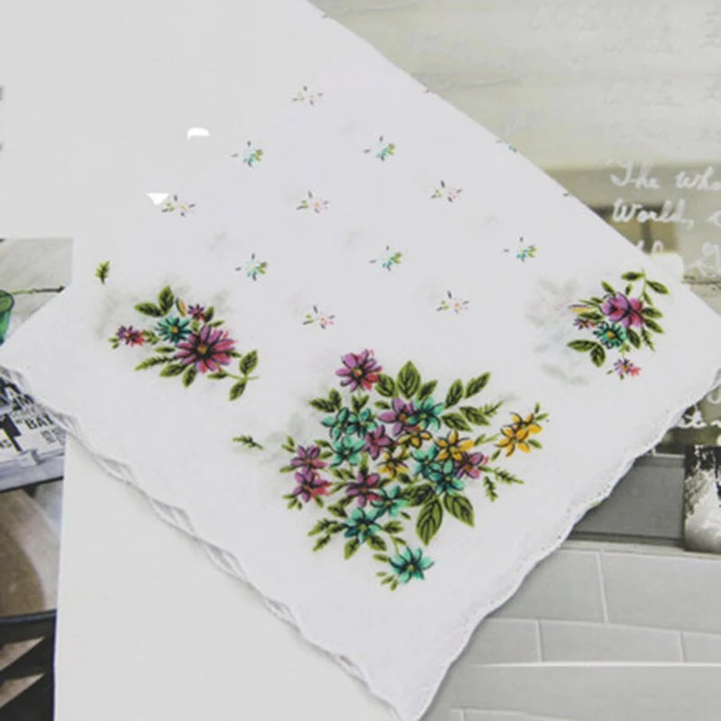 Handkerchiefs Women Printing Cute Square Towel Pocket Womens Elegant Simple Wipe Sweat Soft Cotton Trendy Casual Ladies 2020 New