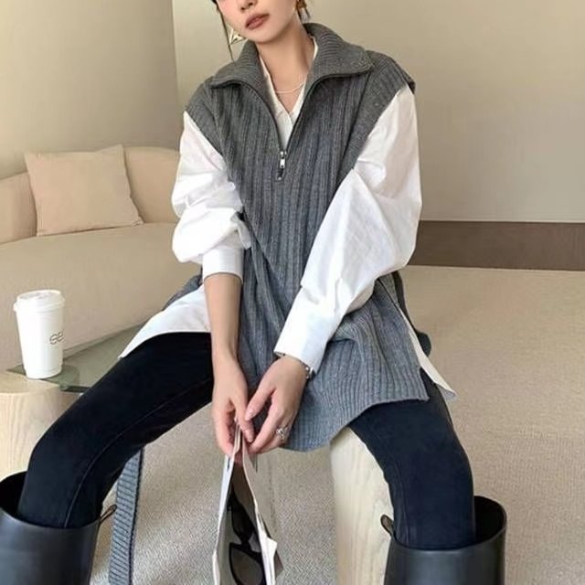 Slouchy knitted sweater vest