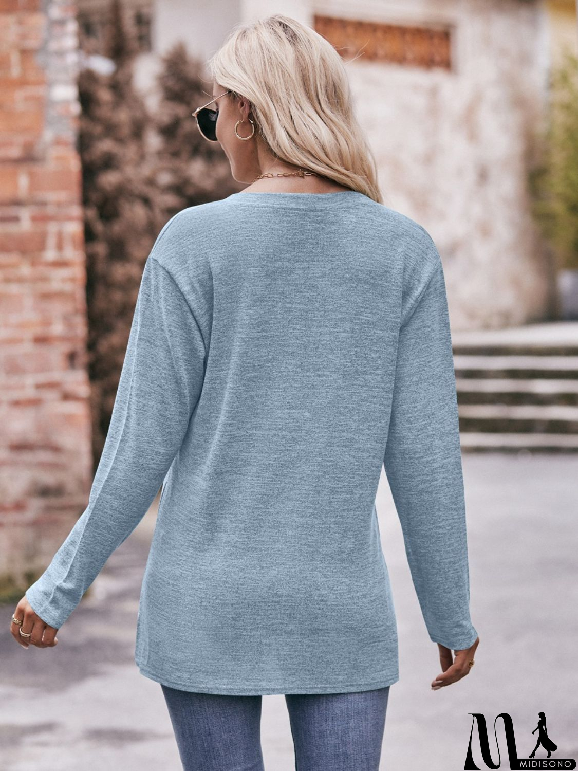 MidiSono - Chic and Versatile Tank top