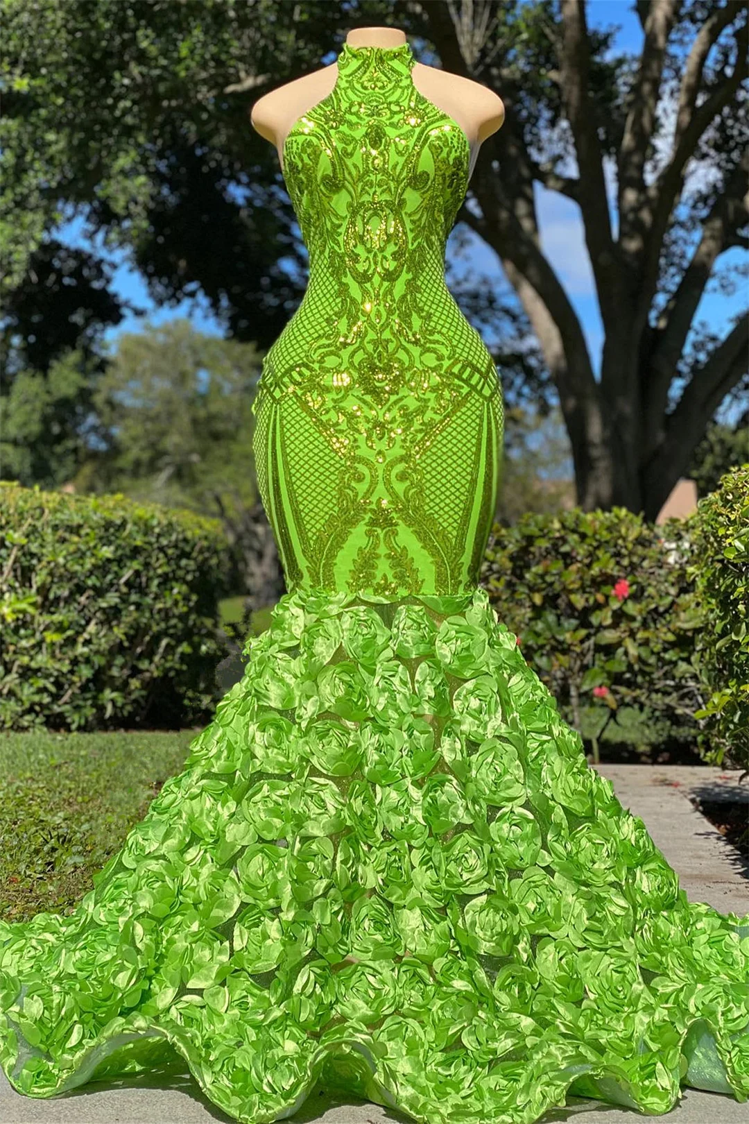 Prom Dress Green Halter Open Back Mermaid Sleeveless Flower Appliques YL0110
