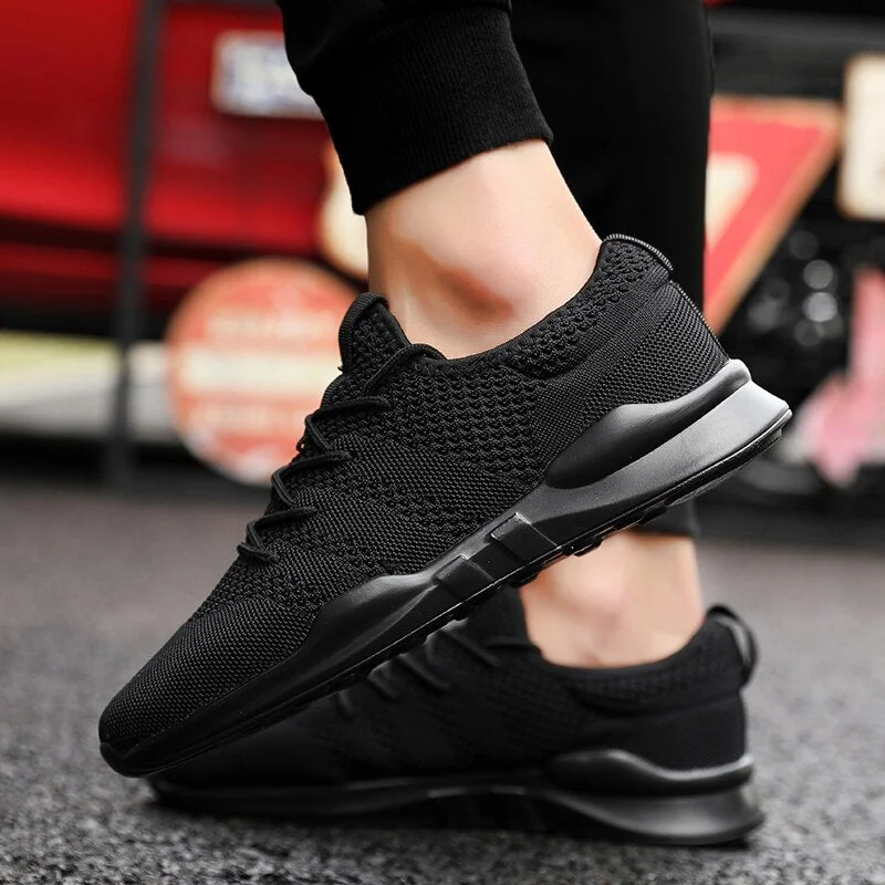 Light Weight Casual Shoes For Men 2020 Spring Autumn Black Comfortable Anti Slip Soft Male Shoes Outdoor Sneakers Men Size 36-47 924