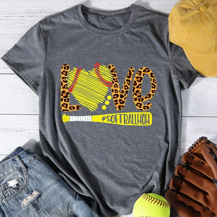Love Softball Mom Leopard Round Neck T-shirt-Annaletters