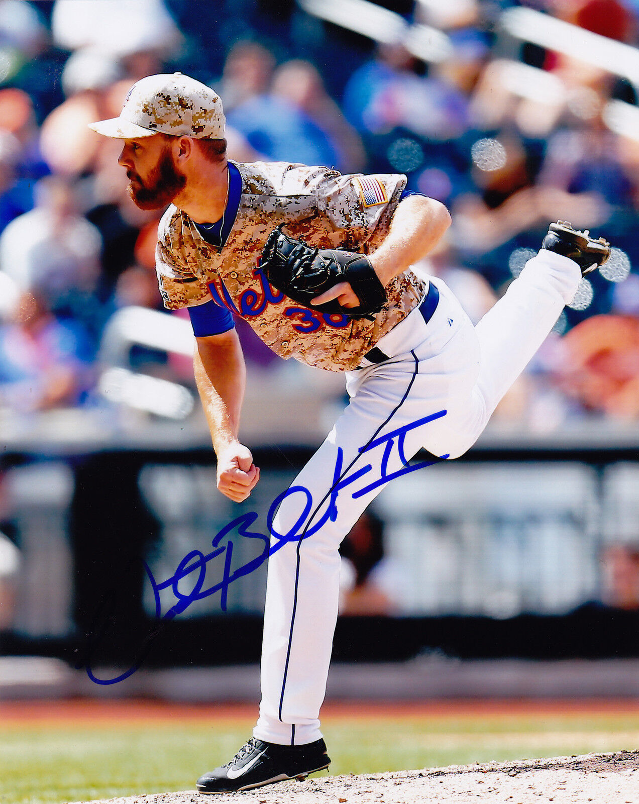 VIC BLACK NEW YORK METS ACTION SIGNED 8x10