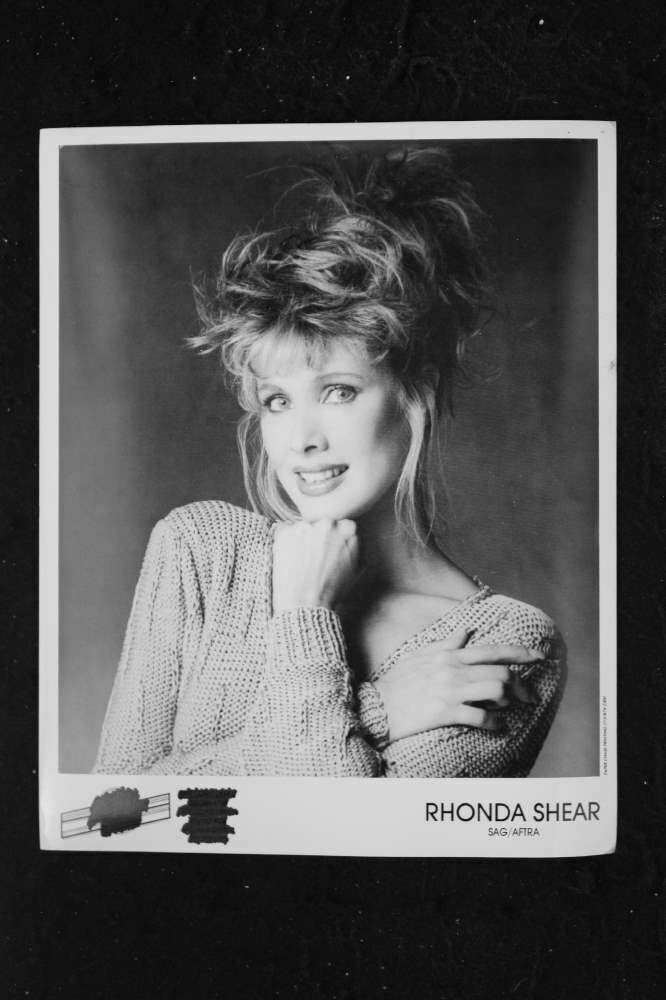 Rhonda Shear - 8x10 Headshot Photo Poster painting w/ Resume - WRESTLEMANIA