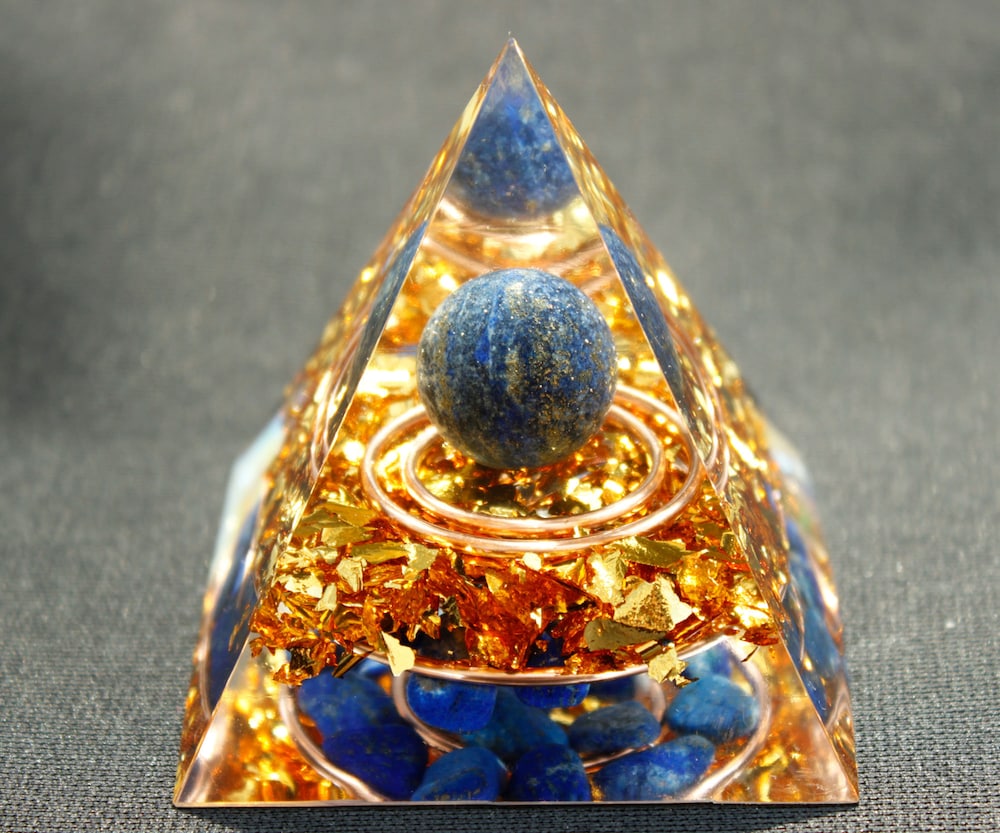 

Orgone Pyramid Chakra - lapis lazuli in Double, 501 Original