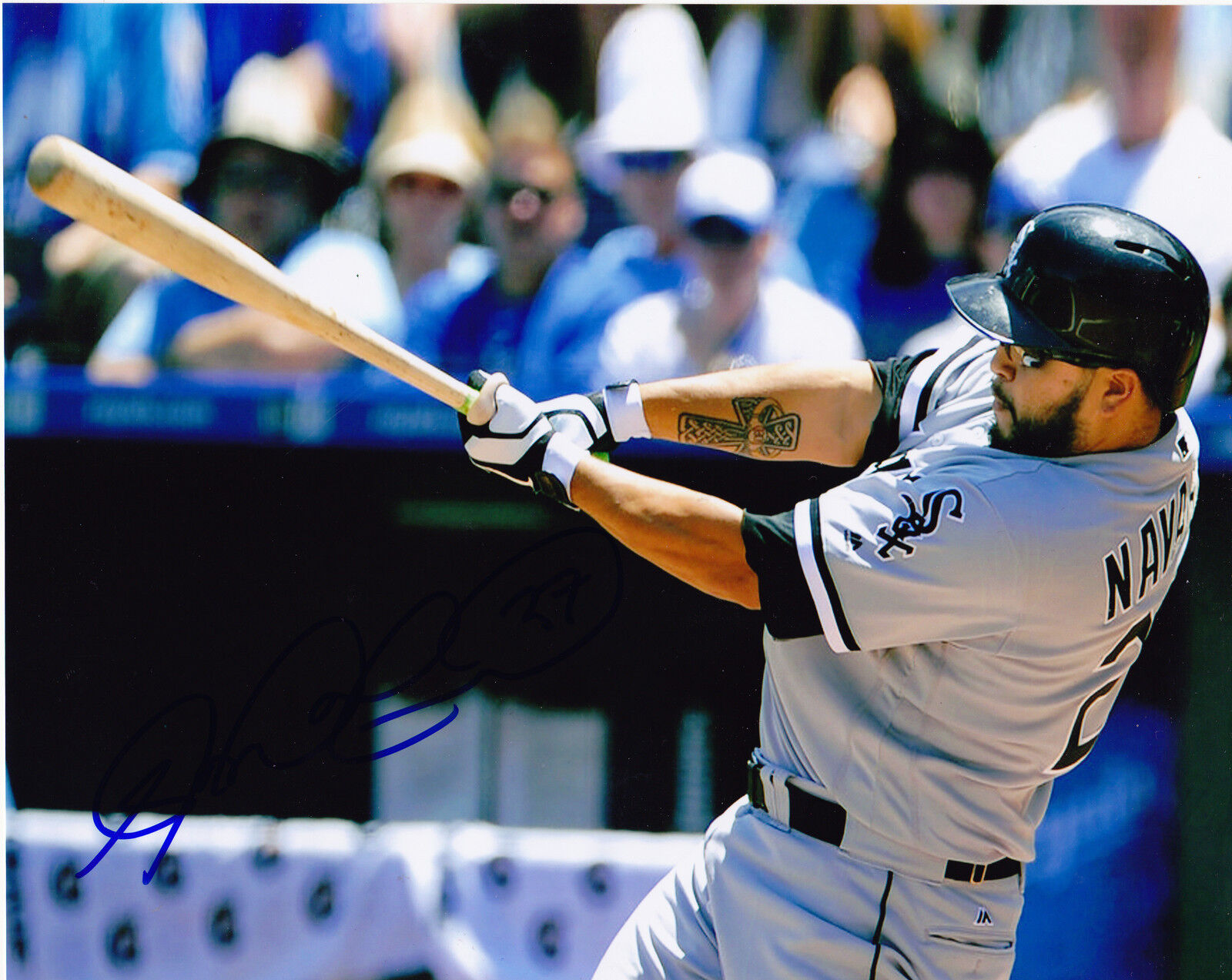 DIONER NAVARRO CHICAGO WHITE SOX ACTION SIGNED 8x10