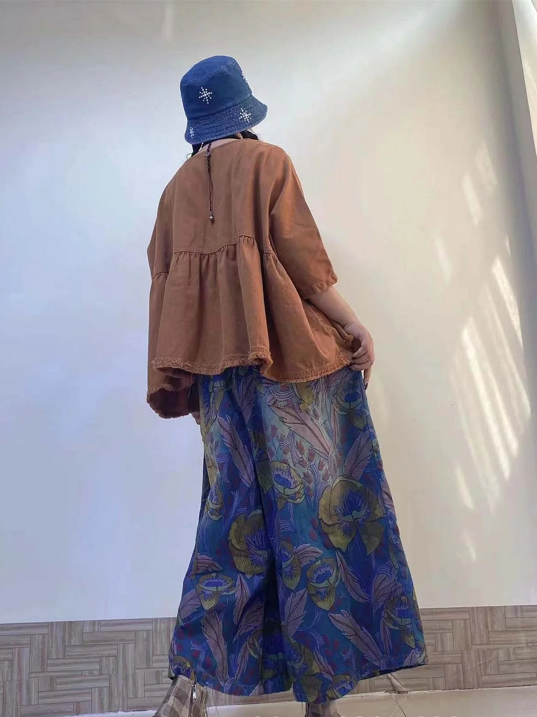 Women Half Sleeve V-neck Solid Color Dress