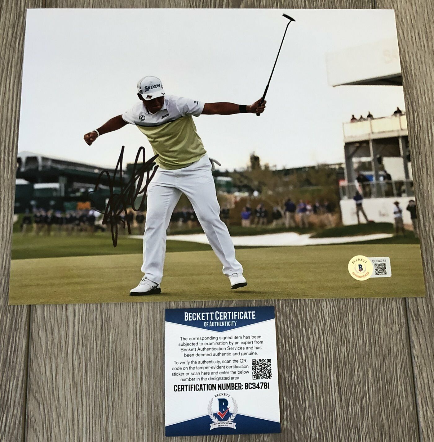 HIDEKI MATSUYAMA JAPAN SIGNED AUTOGRAPH PGA 8x10 Photo Poster painting w/PROOF & BAS BECKETT COA