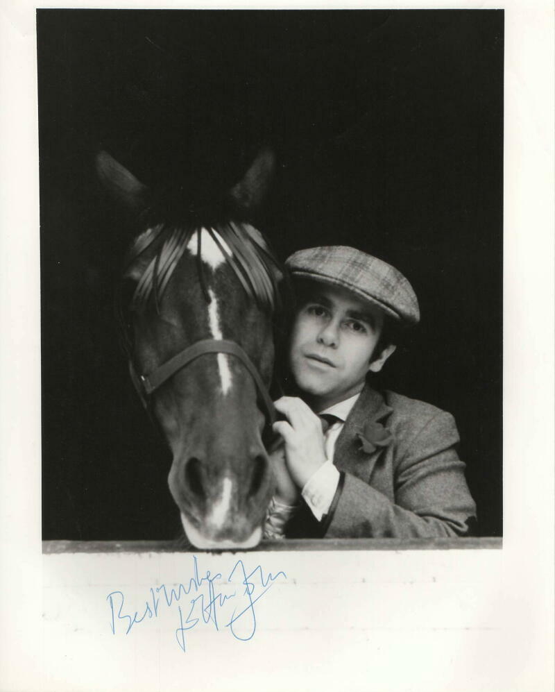 ELTON JOHN SIGNED AUTOGRAPH 8X10 Photo Poster painting - ROCK & ROLL LEGEND W/ HIS HORSE REAL