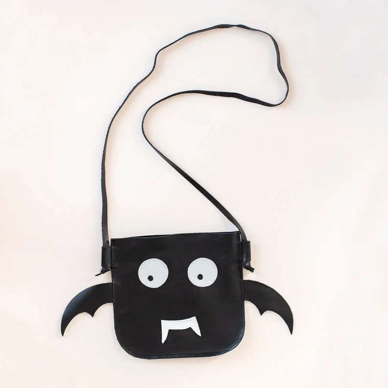 Halloween Bat Leather Toddled Crossbody Purse, Handbag for Spooktacular Fun Bag, Toddler Purse, Little Girl Gift, Kids Handbag