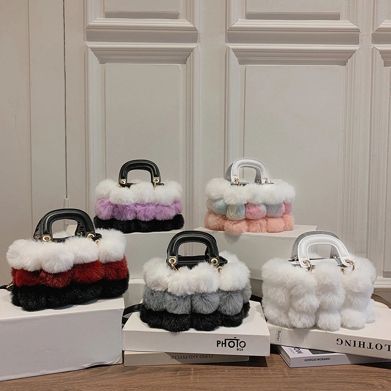 Fur Dinner Bag Fashion Stitching Contrast Color Fur Ball Handbag  Winter New Small Square Bag Shoulder Messenger Bag