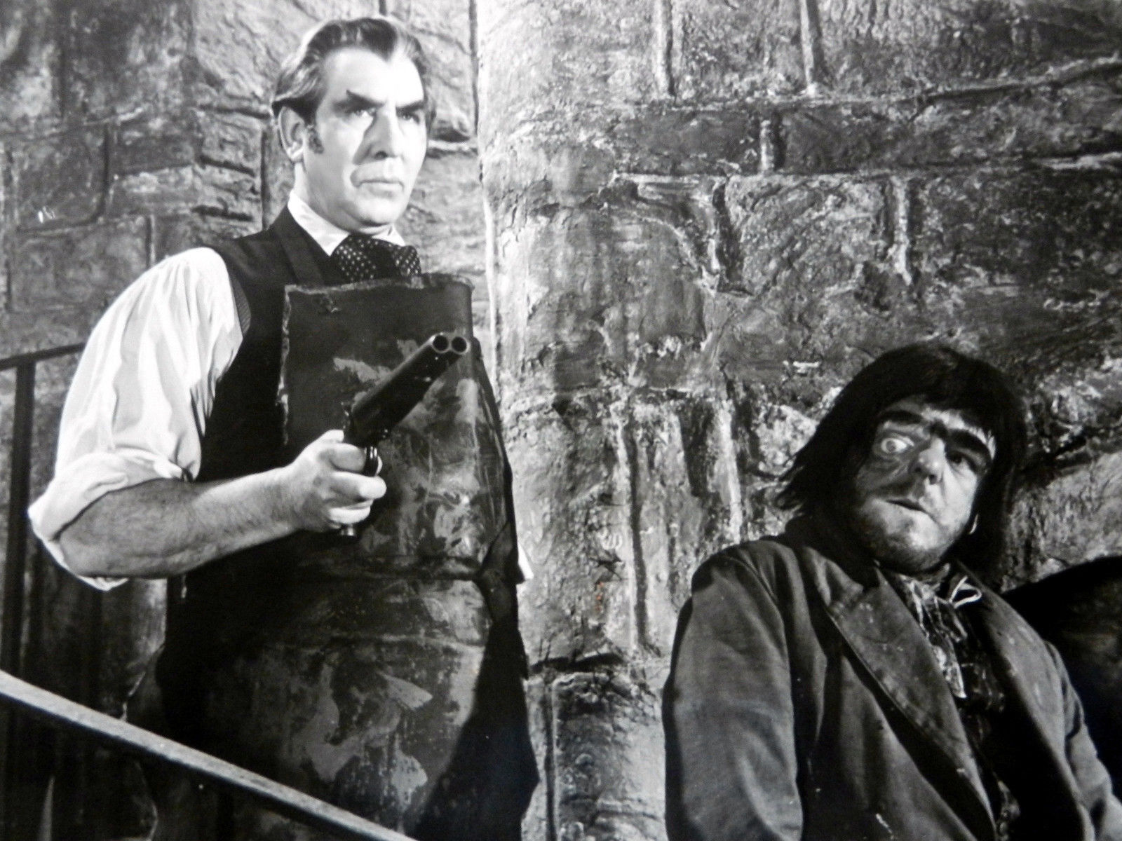 Donald Wolfit & Victor Maddern Film 8x10 Photo Poster painting Sang De The Vampire ak621