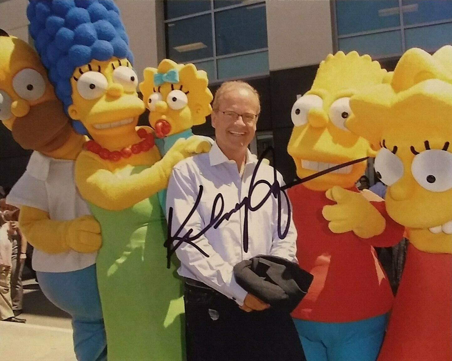 Kelsey Grammer signed 8 x 10