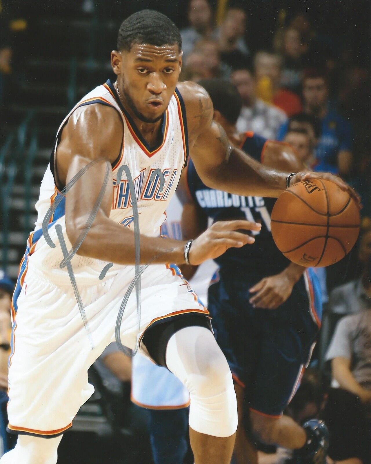 **GFA Oklahoma City Thunder *PERRY JONES III* Signed 8x10 Photo Poster painting P2 COA**