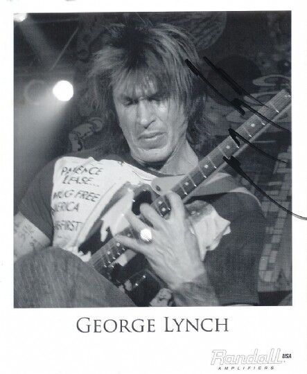 George Lynch 1954- genuine autograph Photo Poster painting 8x10