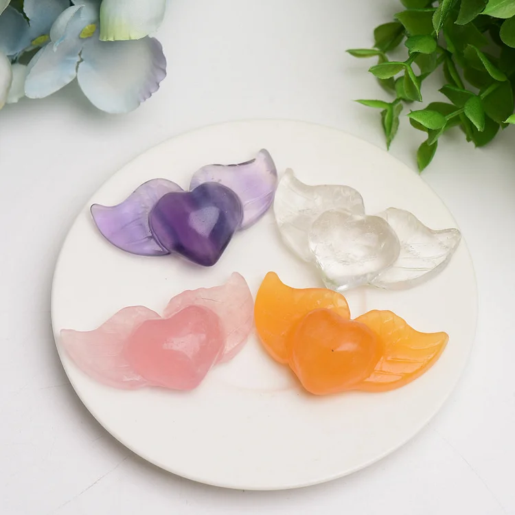 2.2"   Crystal Heart with Wings Carvings