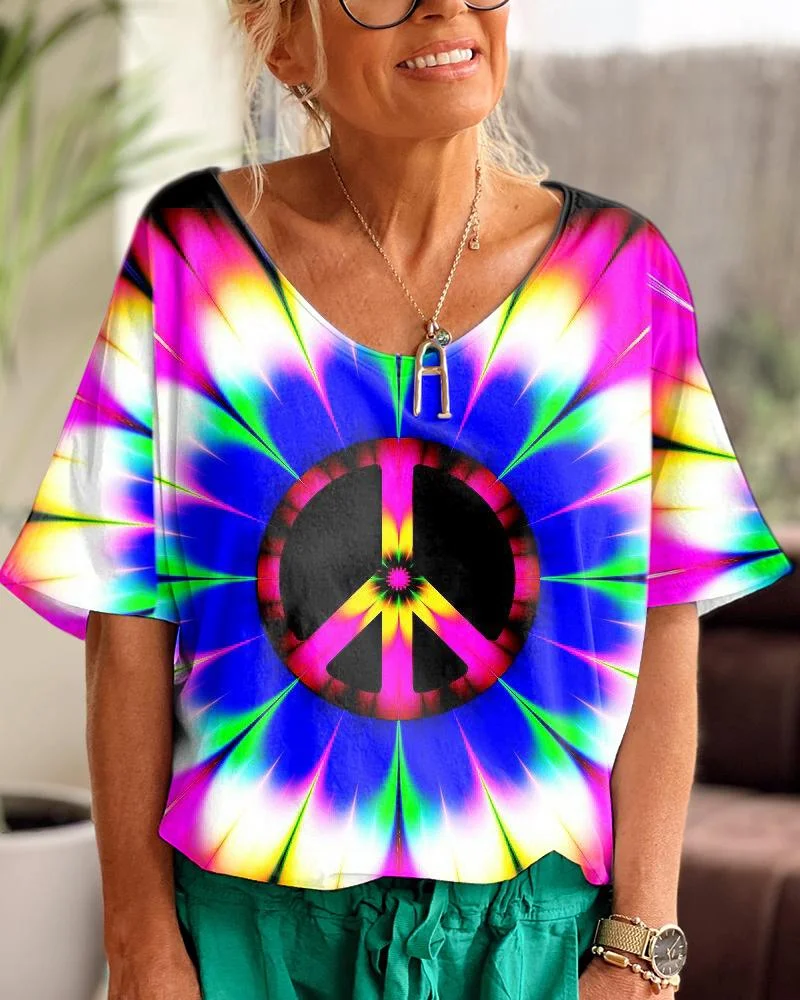 Hippie Flower Light Daily V Neck T-shirt